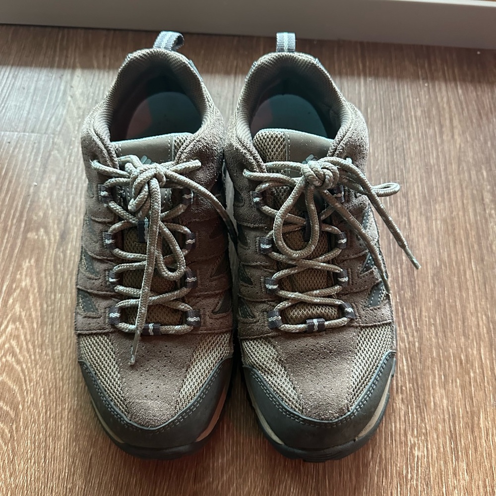Columbia Women's Brown Sneakers